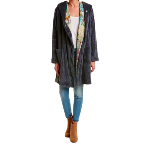 $290 Johnny Was Reversible Long Hooded Cardigan Small Gray SOFT Cozy Large Snaps - Picture 1 of 17